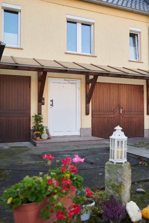 Gemuetliche Ferienwohnung In Laendlicher Lage Риза Экстерьер фото