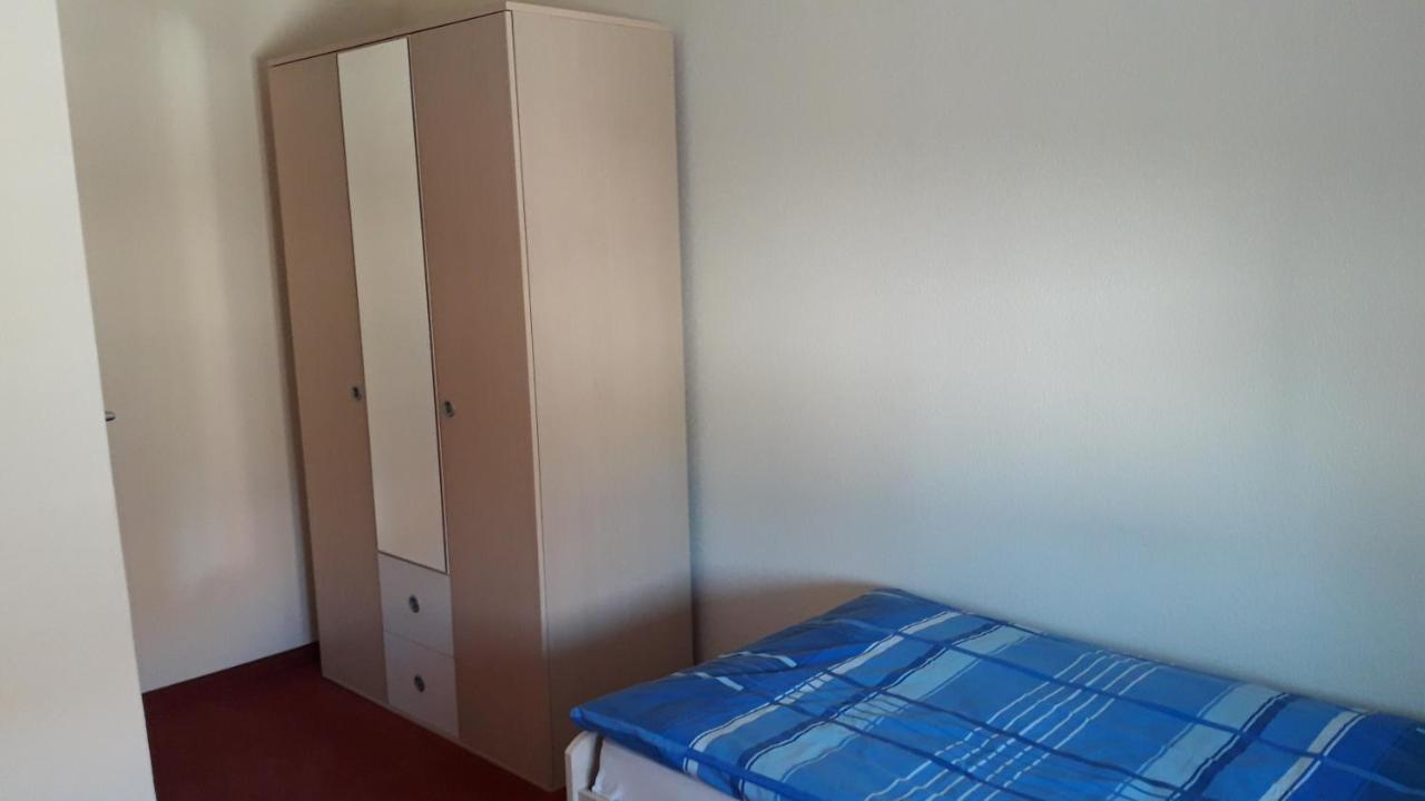 Gemuetliche Ferienwohnung In Laendlicher Lage Риза Экстерьер фото